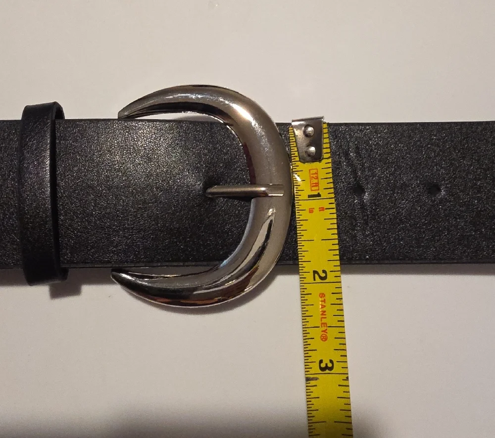 MEASUREMENTS waist 24